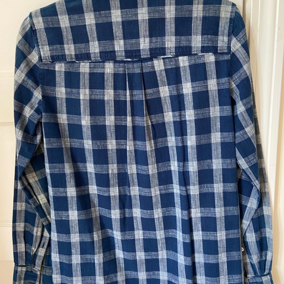 JCrew Womens Boy Shirt - Picture 2 of 3